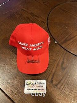 Président Donald Trump a signé un chapeau d'autographe avec Coa Make America Great Again Maga