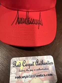 Président Donald Trump a signé un chapeau d'autographe avec Coa Make America Great Again Maga