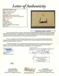 Président Donald Trump a signé un livre Autographe Save America MAGA avec COA JSA