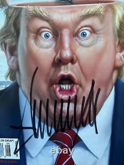 Psa/adn Président Donald Trump Autographied Mad Magazine Full Signature