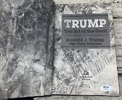 Psa/adn Président Donald Trump Signé Art Of The Deal Book Apprentice Cast
