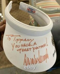 Rare Donald Trump A Signé Autograph Golf Visor Hat Amazing 45e Président Américain