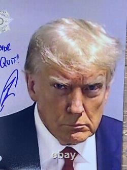 Robert O'Neill a signé la photo de Donald Trump 8x10 Mug Shot avec PSA/DNA