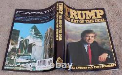 Signature complète de Donald Trump Signée Autographiée Livre L'Art de la Transaction 1987 PSA LOA