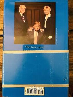 Signature présidentielle et livre de première édition par le président Donald J. Trump