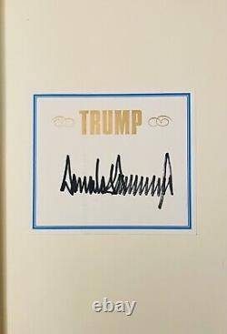 Signature présidentielle et livre de première édition par le président Donald J. Trump