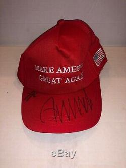 Signé Donald Trump + Ivanka Maga Président Hat