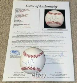 Vice-président Mike Pence a signé un ballon de baseball MLB à la Maison Blanche Donald Trump JSA PSA